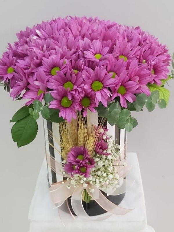 Pink Daisies Box